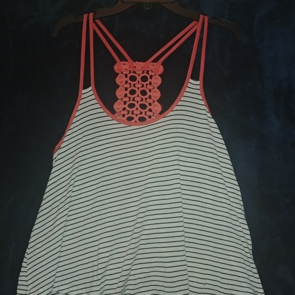 Women tank top